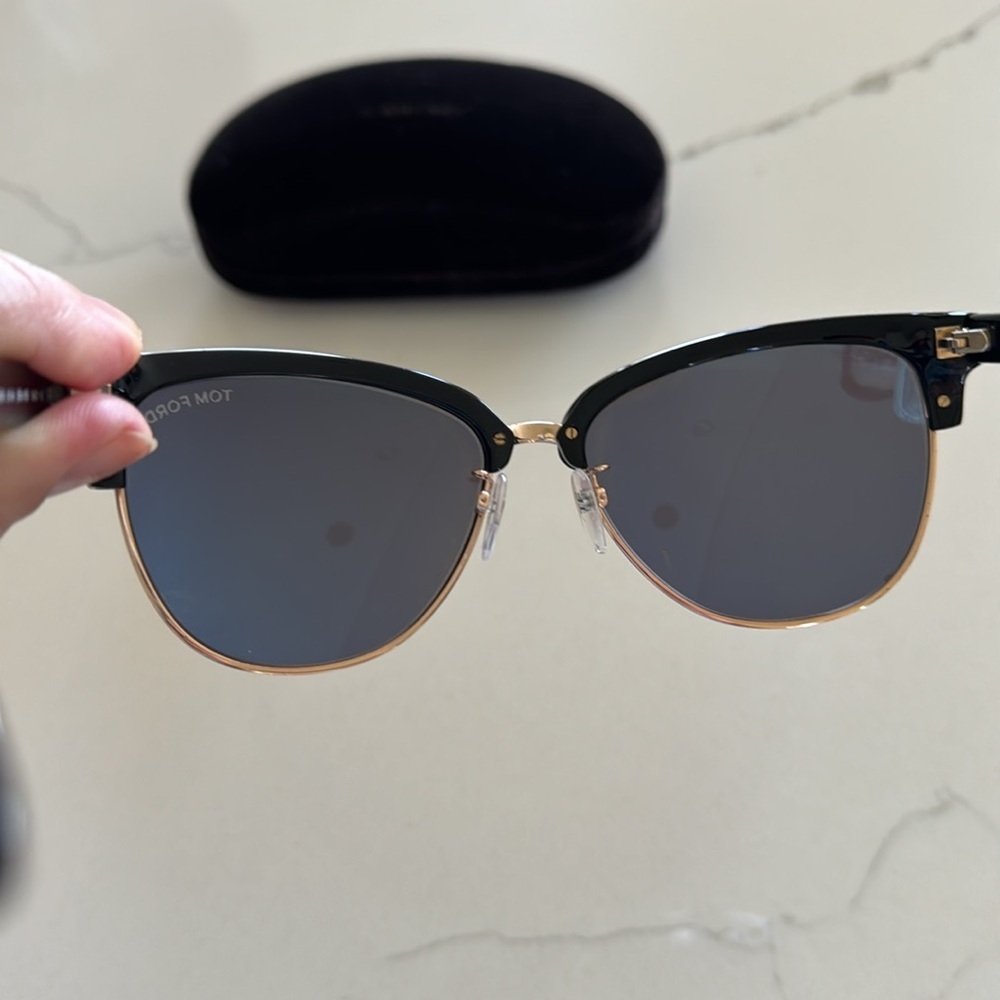 Tom Ford Fany Sunglasses in Shiny Black FT0368 01A 59 w/ Case and Cleaning Cloth - Picture 7 of 11
